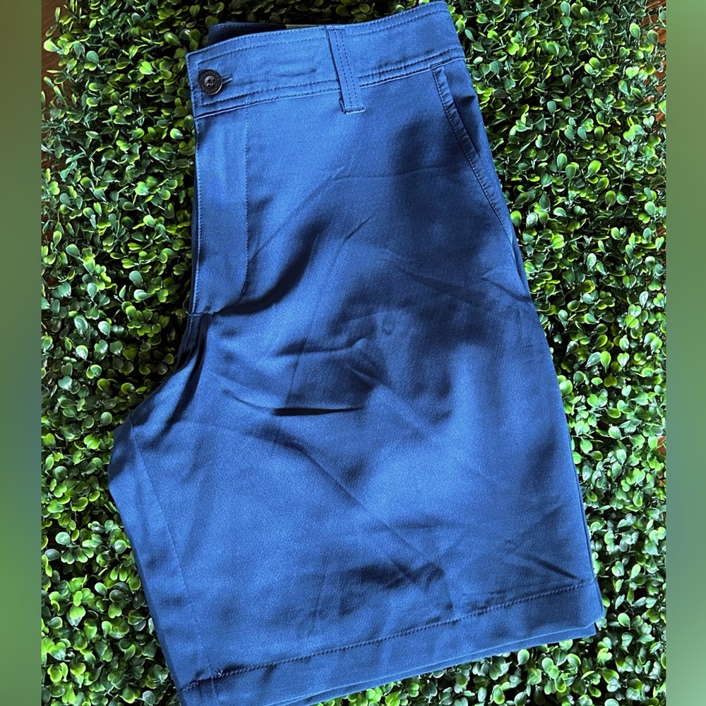 Men’s Magellan Outdoors Water Repellent Fishing Shorts